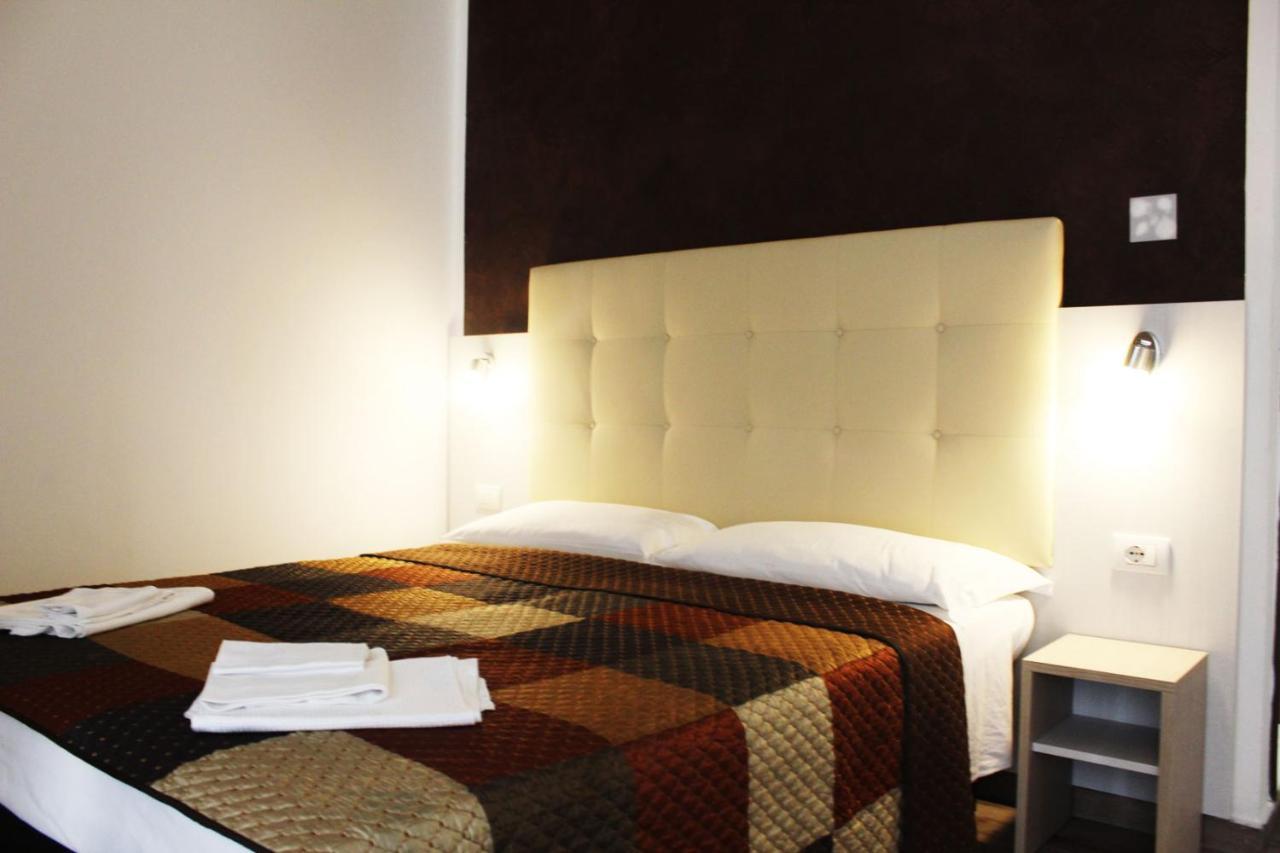 Hotel Luna Ρίμινι Εξωτερικό φωτογραφία