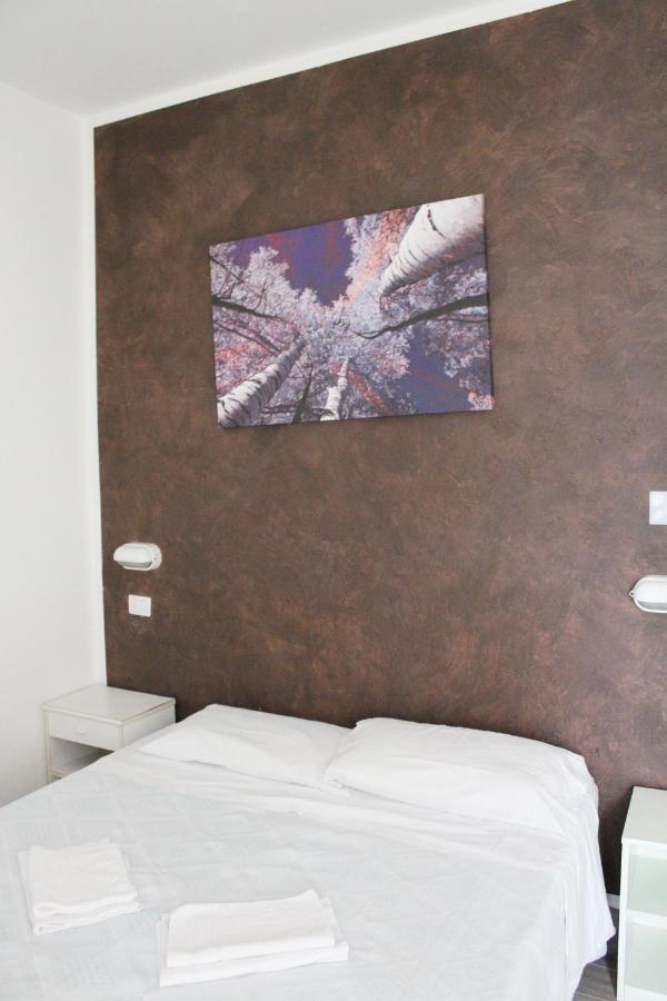 Hotel Luna Ρίμινι Εξωτερικό φωτογραφία