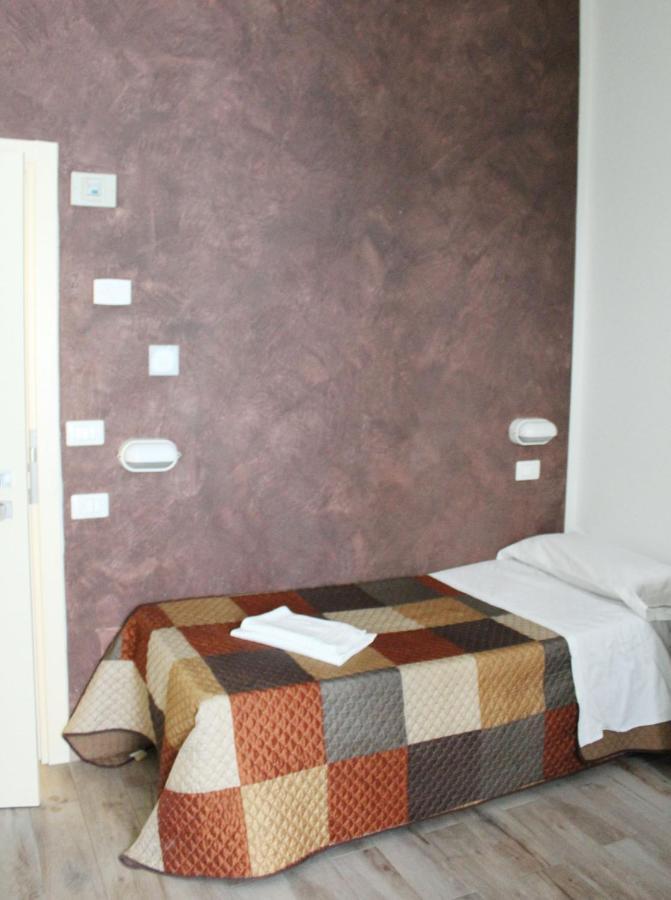 Hotel Luna Ρίμινι Εξωτερικό φωτογραφία