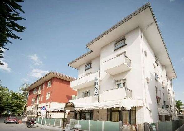 Hotel Luna Ρίμινι Εξωτερικό φωτογραφία
